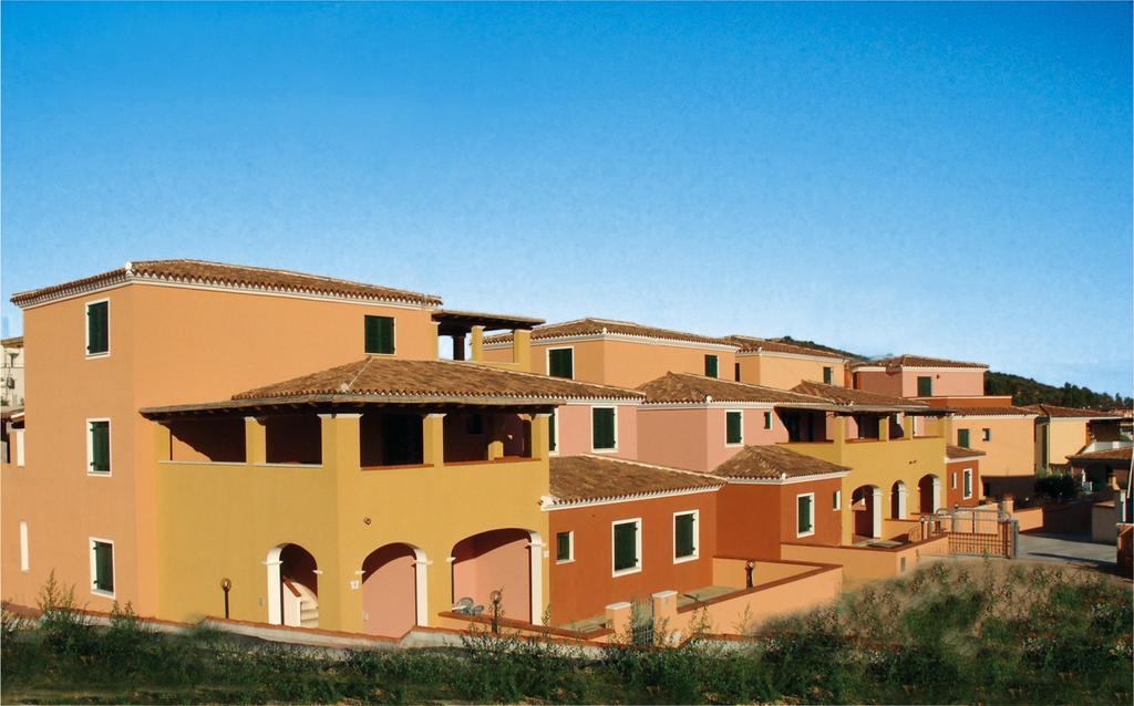 Appartamenti Le Ginestre E Gli Oleandri 卡拉·利贝罗托 外观 照片